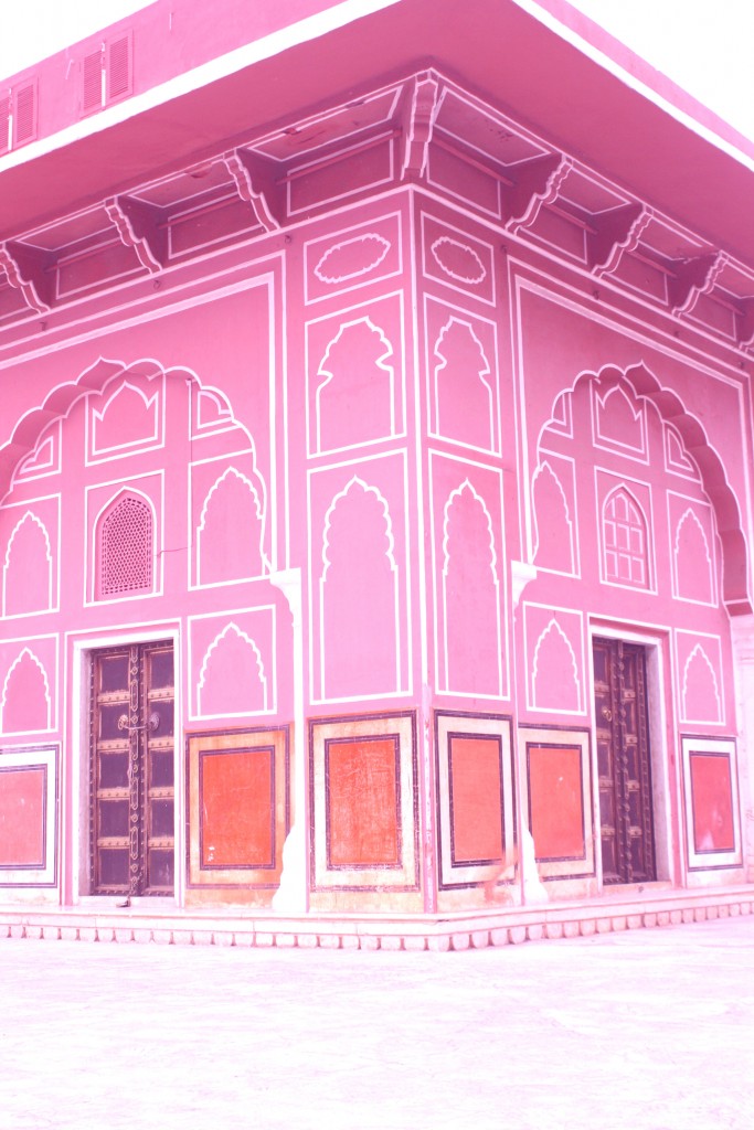 Daydream Diaries Travel Blog- 5 Places to see pink