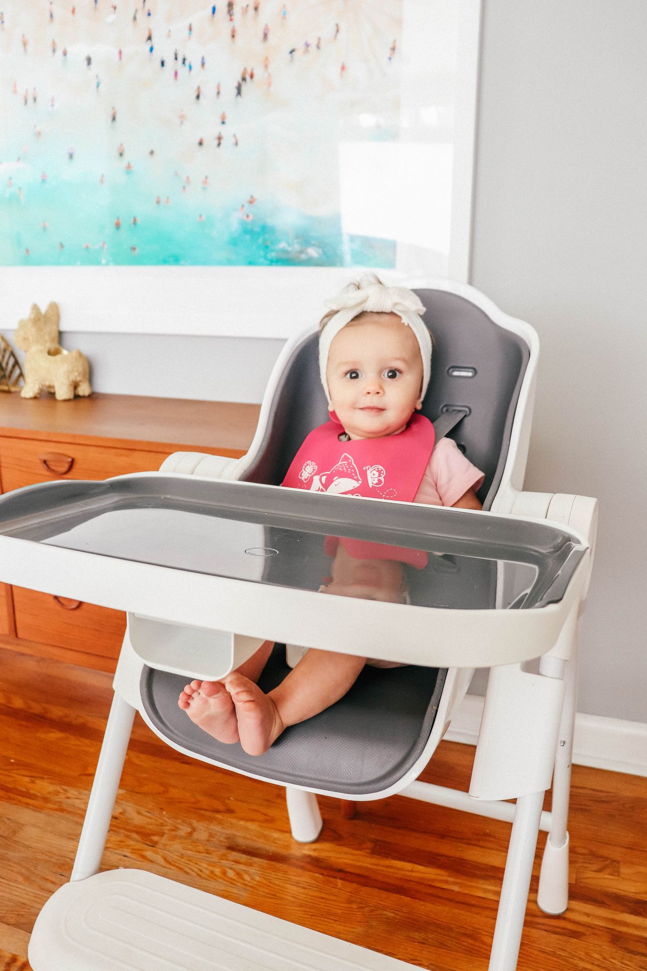 CHLOE’S INTRO TO EATING!