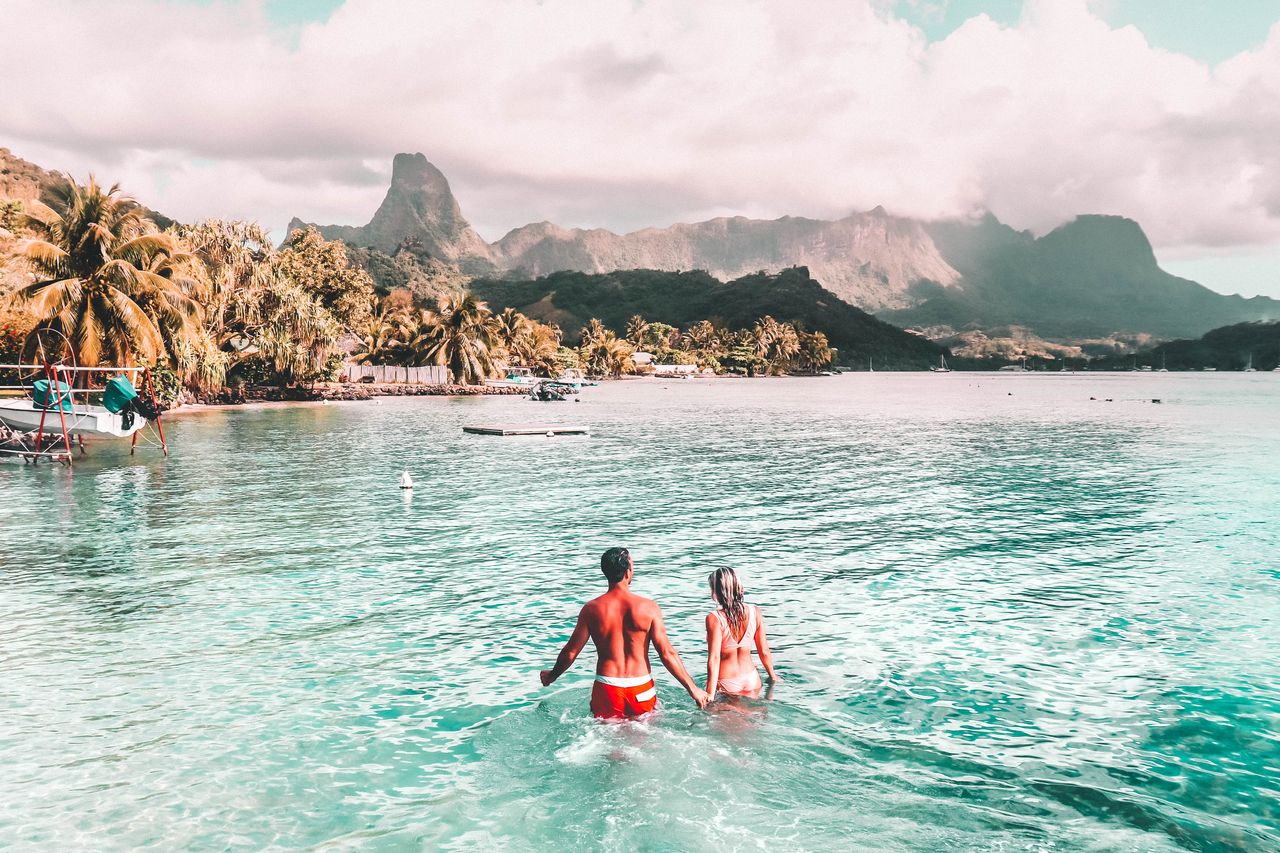 How To Travel To Bora Bora On a Budget