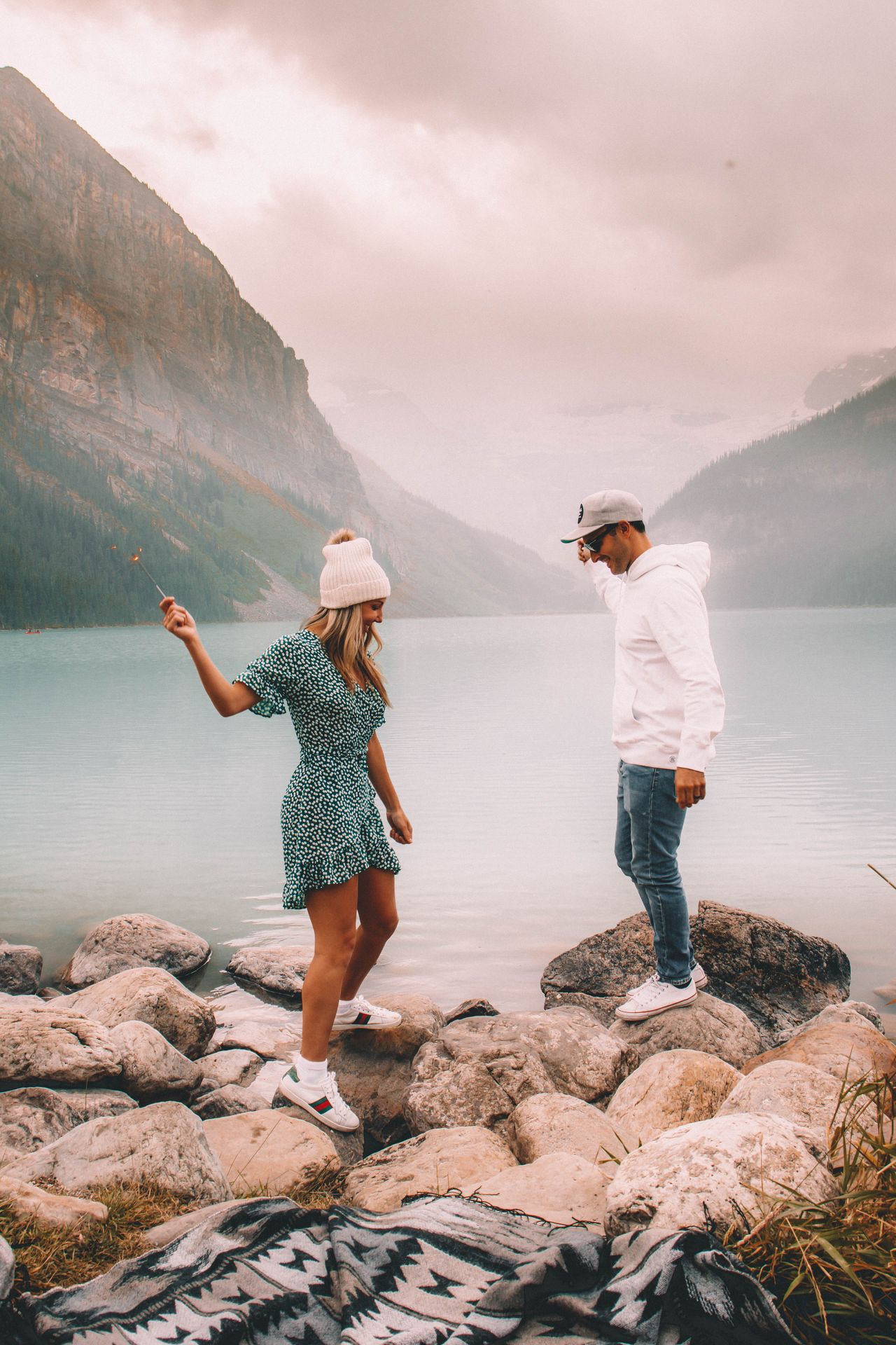 5 REASONS TO GO TO BANFF NOW!