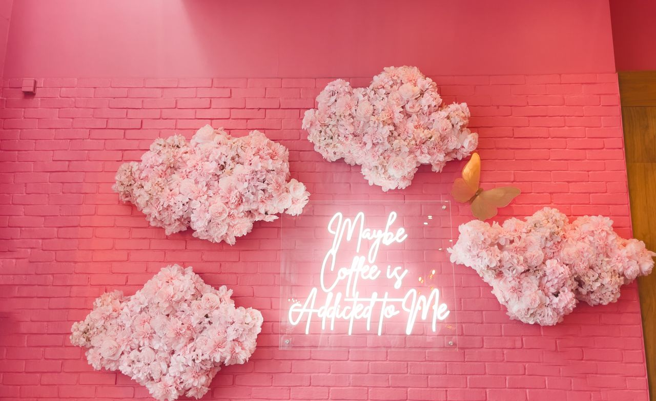 The Most Instagrammable Places in Mississauga: Pink Edition!