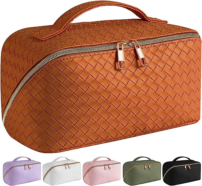 18 Travel Accessories for Women to Pack on Every Trip