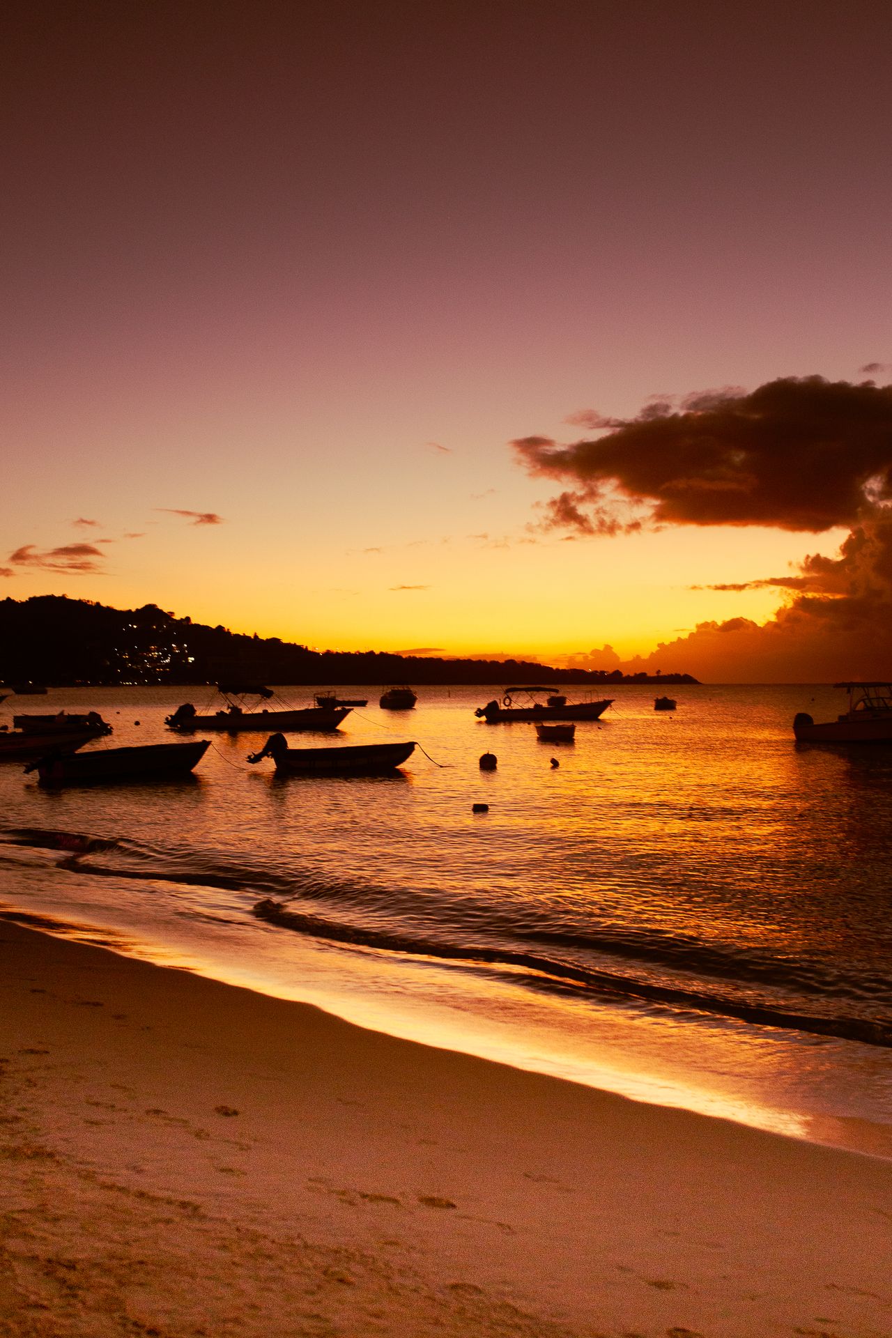 Ultimate Grenada Travel Guide (2024): The Caribbean’s Hidden Gem